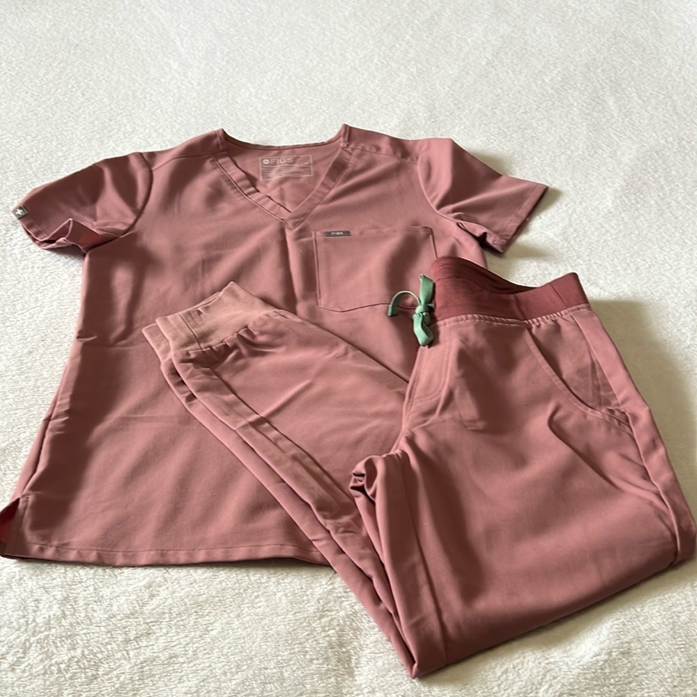 Figs Mauve Scrub Set